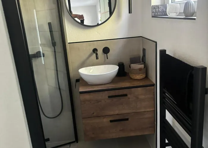 Apartamento Im Loft Style, Naehe Ramstein Airbase,netflix,parkplatz Kostenlos *